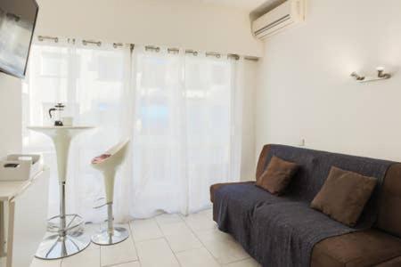 אפרטהוטל ניס Studio Carre D'Or Situe A 50 M De La Plage מראה חיצוני תמונה